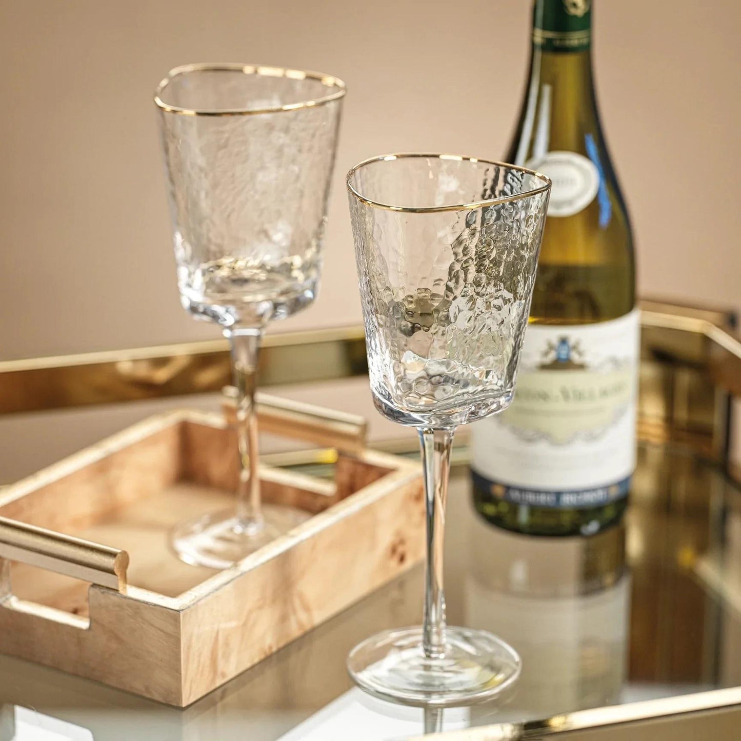 Aperitivo Triangular Wine Glass Clear/Gold Rim