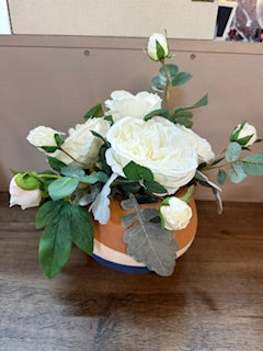 Small color-way arrangement